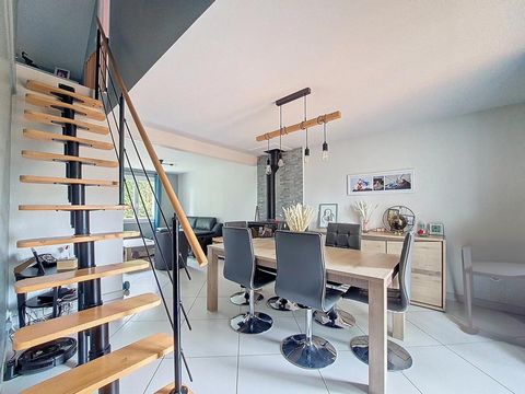Maison - 6 pièces - 120m²