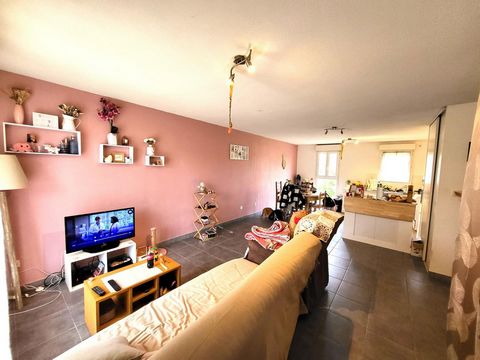 Centre-ville MORESTEL - Appartement T3 de 61.65 m² au pied des commodités / Petite Coprop. de 2018