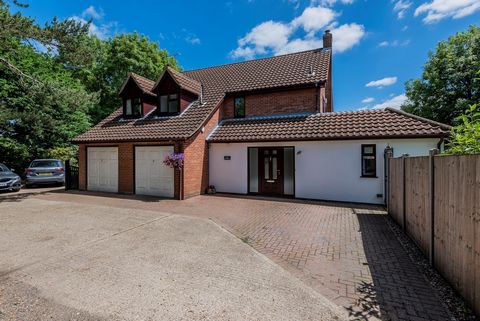 THE BRAMBLES A stunning, well designed five bedroom house, offering extremely spacious, versatile accommodation set within grounds of approximately 0.25 acres.This truly is an exciting and rare opportunity to acquire such a fine dwelling. One of the ...