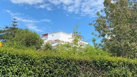 2 Luxury Apartments In One Building For Sale in Glyfada Athens Greece Esales Property ID: es5553910 Property Location Rodopis 54, Glifada 166 75, Greece Property Details With its glorious natural scenery, excellent climate, welcoming culture and exce...