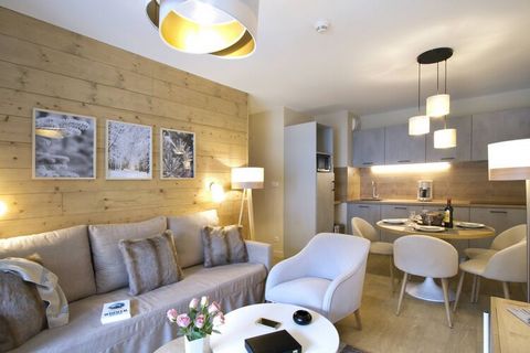 Résidence Prestige L’Eclose is een nieuwe, stijlvolle résidence met eigentijds en comfortabel ingerichte appartementen. Een paar grotere, verbonden chalets bieden onderdak aan appartementen van diverse grootte.  Het geheel is met veel hout, natuurste...