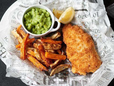 FISH & CHIPS -- CROYDON -- #6263087 Fish and potato shop * LOCATED IN CROYDON * Weekly income of $5,500 * Lowest weekly rate of $480 * Long term lease of 9 years, only 6 days * Stable for 30 years