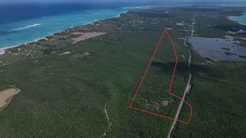 Discover your own slice of paradise on this sprawling 37.473-acre acreage nestled in the picturesque Great Oyster Pond settlement on the stunning island of Eleuthera. This expansive property offers a rare opportunity to create your dream oasis in a t...