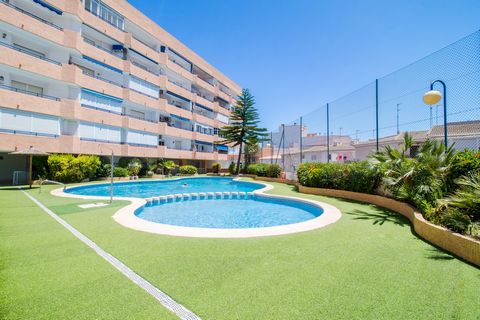 Apartment with swimming pool in a gated complex, located 400 meters from the sea, sandy beach Asequion and 5-10 minutes walk from the promenade, parks. Terrace with scenic views of the Park, pink lake Salinas, natural mountains. The kitchen is combin...