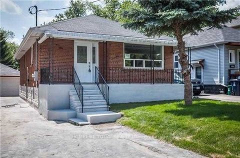 Renovated & freshly painted wooden Main Floor Bungalow house close to Bluffers Park in a prestigious neighborhood. 3 bedrooms and 1 washroom, beautiful Open Concept Kitchen with Custom Cabinetry, Eat-In Kitchen Island, Granite Countertop, Backsplash,...