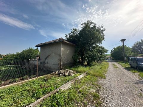 Chiama ora e cita questo CODICE: 621915 Descrizione: CASA AD UN PIANO - TRAVETTI con fabbricati agricoli Disposizione della casa: Ingresso, cucinotto, wc, corridoio e due camere. L'immobile dispone di un seminterrato quasi sotto l'intera casa. Sul la...