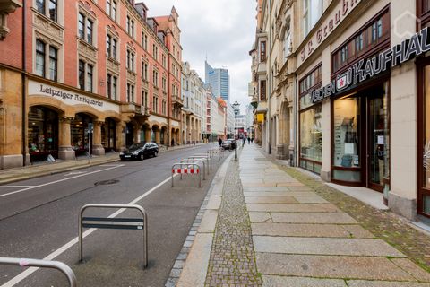 Das 3-Zimmer Apartment bietet Ihnen eine Unterkunft in absolut zentraler Lage innerhalb des Leipziger Innenstadtrings und ganz in der Nähe des Leipziger Hauptbahnhofs mit folgenden Features: Allgemeines: Möbliertes Maisonette-Apartment (70 m²) über 2...