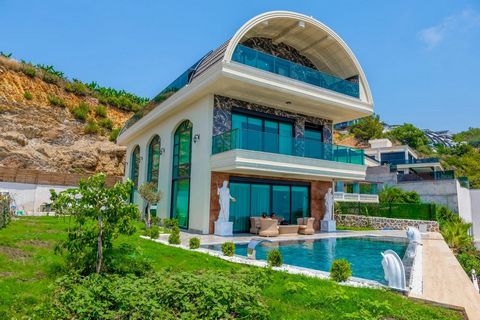 BHV-695 À VENDRE À LA POPLE D’ALANYA, KARGICAK SPÉCIALEMENT MEUBLÉ ET CONÇU NOTRE VILLA TRIPLEX 6+1 VILLAS CHERRY 3 TERRAIN : 673 M2 NOTRE VILLA SUR 3 ÉTAGES 6+1 LUXE DESIGN MEUBLÉ TOUTES LES CHAMBRES ONT UNE SALLE DE BAIN COMPLÈTE INTÉRIEUR DE LA VI...