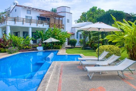 Condominium for Sale at Golf Course Marina Vallarta Residential Puerto Vallarta Jalisco Introducing your dream retreat at the Marina Vallarta Golf Course This exquisite apartment located in a small private development of only four units offers the ul...