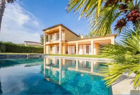 Summary This exceptional Provençal villa is nestled in a prestigious, gated domain between the Beauvallon golf course and expansive, protected vineyards. In perfect condition, the property boasts 160 sqm of living space, including a bright, spacious ...