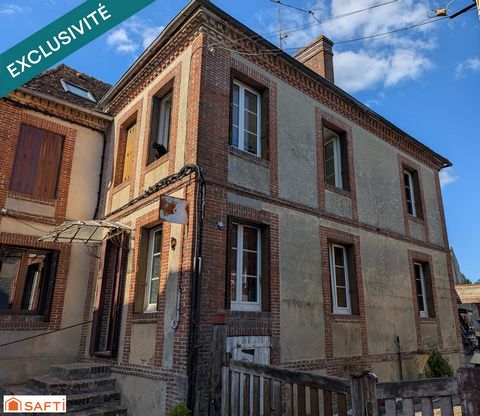 Maison de ville idéale pour un projet de rénovation avec de belles perspectives d'aménagement