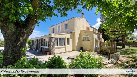 CHATELAILLON à vendre Maison 235 m² Gîte Chambres d'hôtes 12 piéces - Terrain de 1 200 m² - Vendu loué -