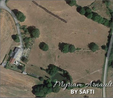 Propriété 2 maisons Grange Puits Etang 2 hectares