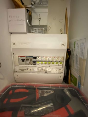 photo no. 10