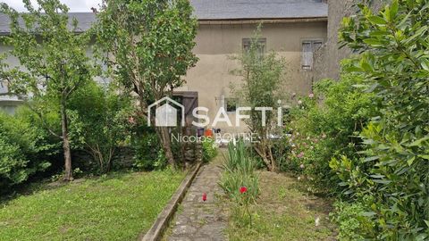 Maison de village double avec garage terrasse et jardin