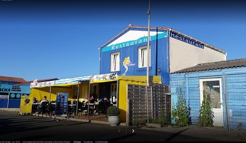 ILE D'OLÉRON St-Trojan-Les-Bains, UNIQUE A Vendre emplacement n°1, Charmant Bar Restaurant vue mer et sur le Port