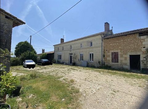 Maison de caractère à Montlieu La Garde