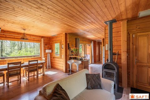 Maison type scandinave bioclimatique en bord de Marne - 2120 m2 de nature aux portes de Paris avec dépendance