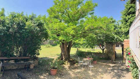 Dpt Rhône (69), à vendre ANSE maison en pierre P7 143 m2 5 chambres - Terrain de 626 m2