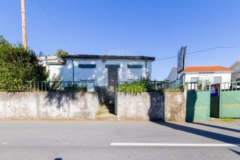 Villa met 3 slaapkamers te koop Huis te koop voor 149 900EUR in Barreiros - Amares. Als u er altijd al van gedroomd heeft om een uniek huis te hebben dat u naar wens kunt aanpassen, dan is deze villa de perfecte gelegenheid om het huis van uw dromen ...