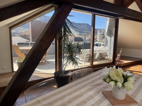 Appartement 4 chambres - Terrasse- Centre ville