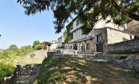 MAISON DE VILLAGE 5 PIÈCES DE 180 M² AVEC JARDIN PISCINABLE DE PLUS DE 350 M²