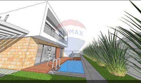 Description Lot 701 of Rua Padre Cruz in Casal da Silveira already has approved project! Project approved for 4 bedroom villa with 2 floors. Swimming pool and garden. Plot area 293m² Construction area 196m² Close to schools, commerce and transport. I...
