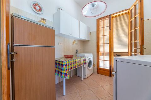 This is a comfortable apartment that offers a beautiful view of the sea from the private terrace. You can roll from your bed directly to the beach. This place is ideal for a fun vacation with your partner or family. Just 10 meters away is a small san...