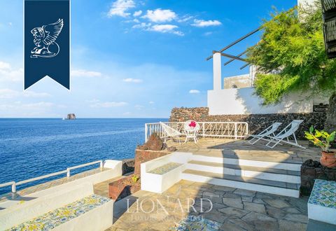 On the enchanting island of Stromboli, by the beautiful Tyrrhenian Sea, there is this splendid 240-sqm villa for sale. Excellently positioned, the villa directly overlooks the sea with panoramic terraces on several levels and a vast private garden of...