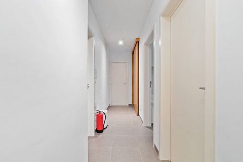 Cozy two bedroom apartment  This charming apartment offers excellent living space with plenty of light thanks to the large windows that create a warm, cozy atmosphere. The spacious living room benefits from an abundance of natural light through the l...