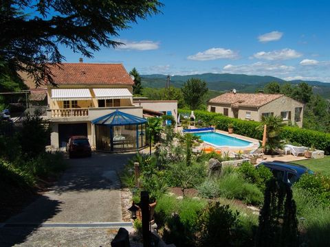 Summary Discover this beautiful property located at an altitude of 400 m in a very small village in the Cévennes, 25 km north of Alès. It was built in 1992 and renovated in 2012 with taste, charm and refinement on a plot of 1700 m2. DPE D 178 kWh/m2/...