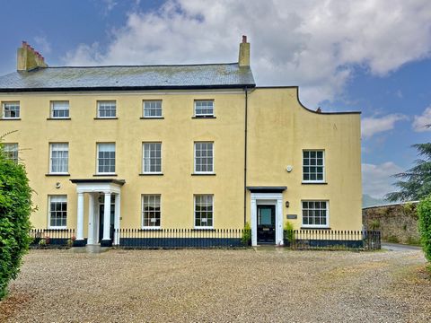 INTRODUCTION Hamilton house is a fabulous Grade II listed Georgian property with spacious accommodation set over four floors with many rooms enjoying countryside views. The house forms a significant part of the original historic house called Swanston...