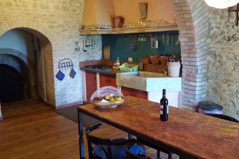 Casa Bella Vista restored farmhouse with pool and large garden with views of the Tiber and the Tiber Valley.