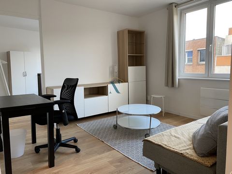 'Le secret d'un investissement immobilier réussi réside dans la localisation, la qualité et la vision à long terme.' Napoleon Habitat vous propose ce bel appartement d’une surface d'environ 30m2, idéalement situé dans le quartier prisé de Vauban. Ce ...