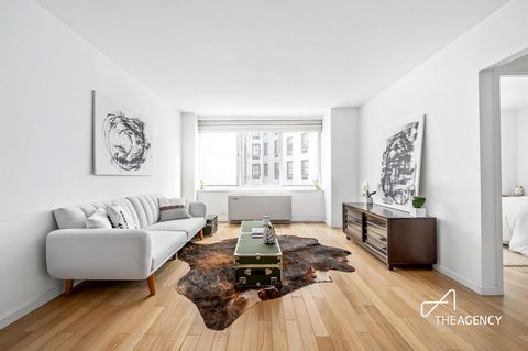 Welcome to this Upper West Side wonder. This large renovated one bedroom / one bath home at the Harmony, a full service doorman building in the heart of Lincoln Square, just steps away from the Lincoln Center, right next door to Columbus Circle and a...