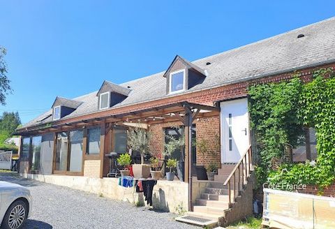 AISNE Bed and breakfast en eersteklas gîte, ideaal gelegen in een rustige groene omgeving, op een prachtig perceel van 2.530 m2 met een prachtig zwembad! Deze accommodatie biedt ook een aparte gîte, evenals een reeks voorzieningen, waaronder een saun...