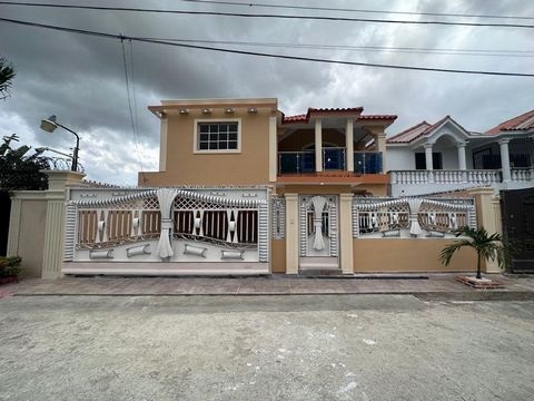 Ihr neues Haus im Prado Oriental erwartet Sie! Entdecken Sie dieses atemberaubende zweistöckige Haus im Prado Oriental, Santo Domingo Este , das bereit ist, geliefert zu werden. Mit einem modernen und eleganten Design ist dieses Haus ideal, um das Fa...