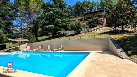 Située entre Agen et Villeneuve-sur-Lot, à proximité du village médiéval de Penne d'Agenais, classé parmi les plus beaux de France, venez découvrir cette jolie villa offrant une vue panoramique à couper le souffle. Un joli parc arboré et clos de 3360...