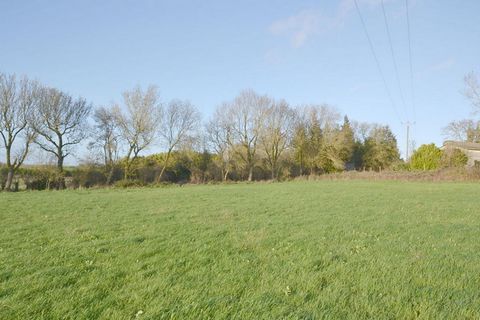 VENDEE 85320 LA BRETONNIRE LA CLAYE Terrain non viabilisé d'environ 1800 m² hors lotissement, bien exceptionnel et rare en campagne d'une belle superficie (CU ok). Pour visiter et vous accompagner dans votre projet, contactez Jean-Claude FAUCON, au 0...