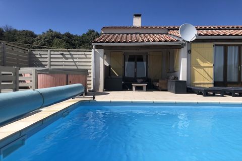 Escape to the tranquil beauty of southern France with a stay at this stunning villa in Vélieux, a peaceful hilltop village nestled between forests, vineyards, and the majestic views of the Pyrenees. Perfect for families and groups, this spacious vill...