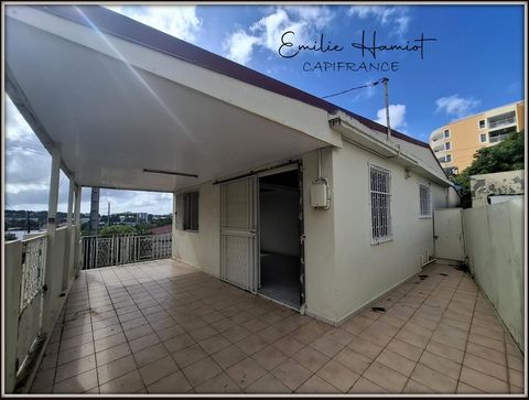 À Vendre Maison Individuelle 4 pièces, de Plain-Pied à Fort-de-France, Quartier Dillon