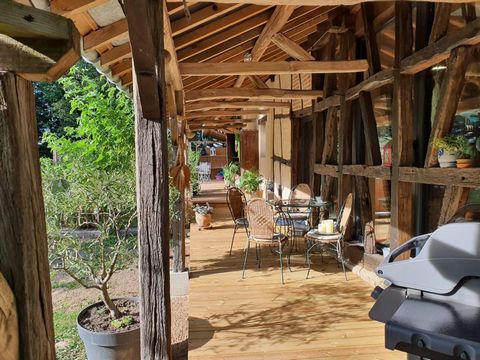 Magnifique ensemble Bressan situé dans un écrin de verdure