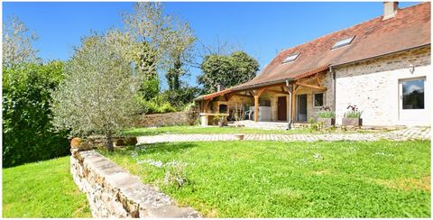 Maison en pierres de 126 m2 avec terrain de1390 m2 à Saint Jean de Trézy