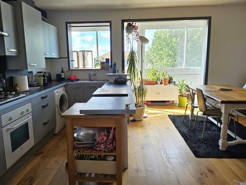 Appartement T3 parking et cellier