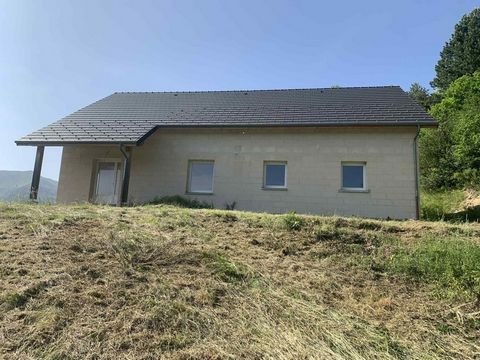 Maison à terminer Vue imprenable et nature préservée à Lus-la-Croix-Haute