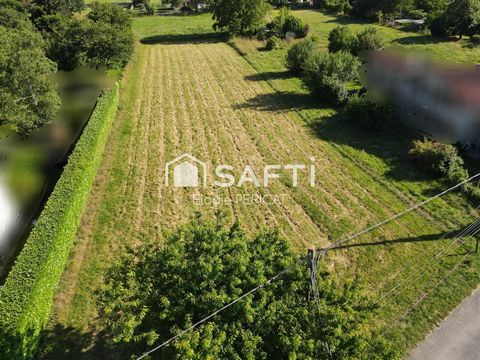 Terrain plat prêt à construire, commodités