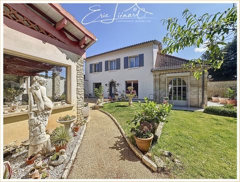Maison à vendre 7 pièces SAINT MAIXENT L'ECOLE (79)