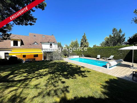 MAISON AVEC PISCINE, 7 PIECES DONT 4 CHAMBRES