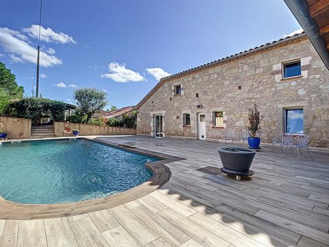 Maison de caractère en Pierre de 420m2 totalement rénovée
