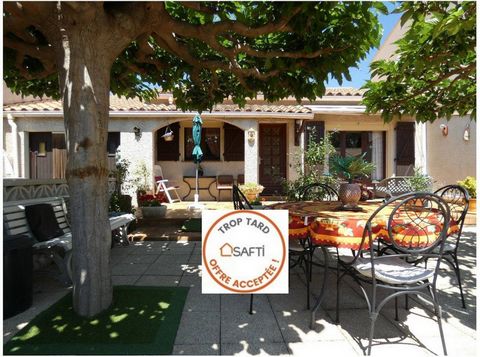 Villa plain pied d'environ 100 m² avec jardin piscinable et grand garage.